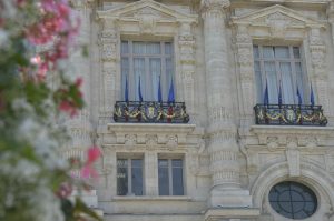 drapeaux en berne