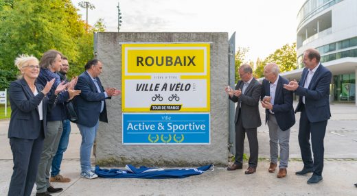 Dévoilement de la plaque Roubaix Ville à Vélo