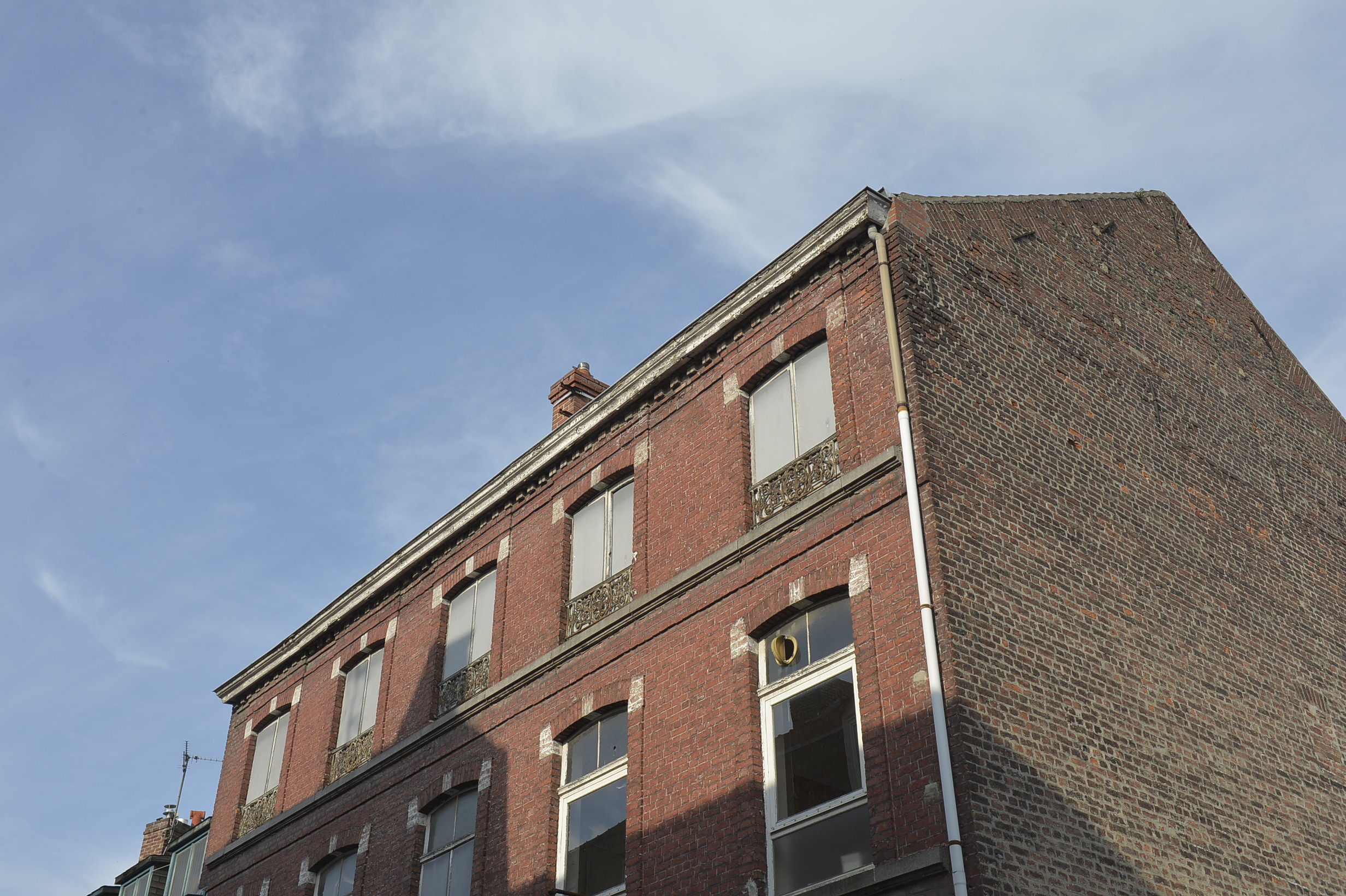Lutte contre l'habitat indigne