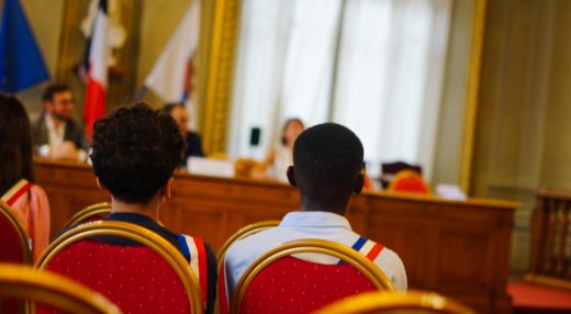 Membres du Conseil municipal de la Jeunesse lors de la cérémonie de restitution du mandat