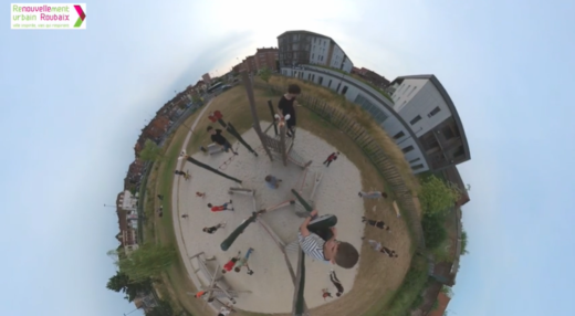 Bilal et Hugo, animateurs pour l'association Parkour59, nous font découvrir les quartiers du Pile et des Trois-Ponts à Roubaix.