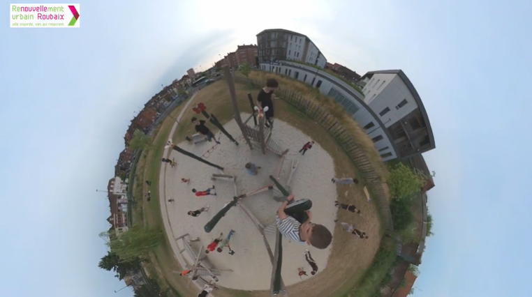 Bilal et Hugo, animateurs pour l'association Parkour59, nous font découvrir les quartiers du Pile et des Trois-Ponts à Roubaix.