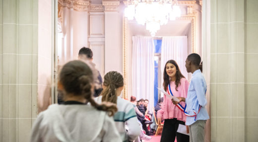 Assemblée générale de l'investiture du CME dans la salle des Mariages