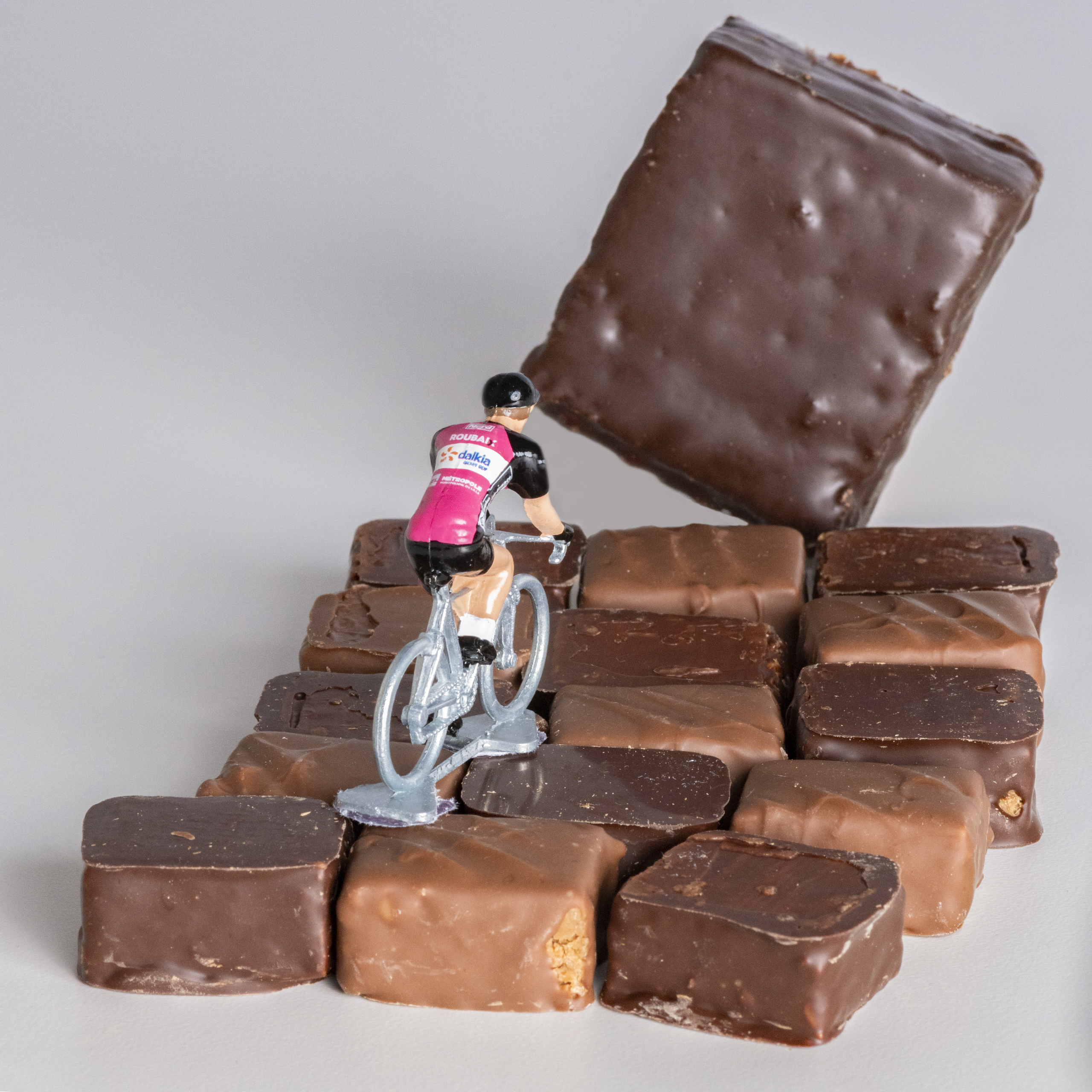 Les pavés en chocolat de chez Planckaert et le Petit Cycliste